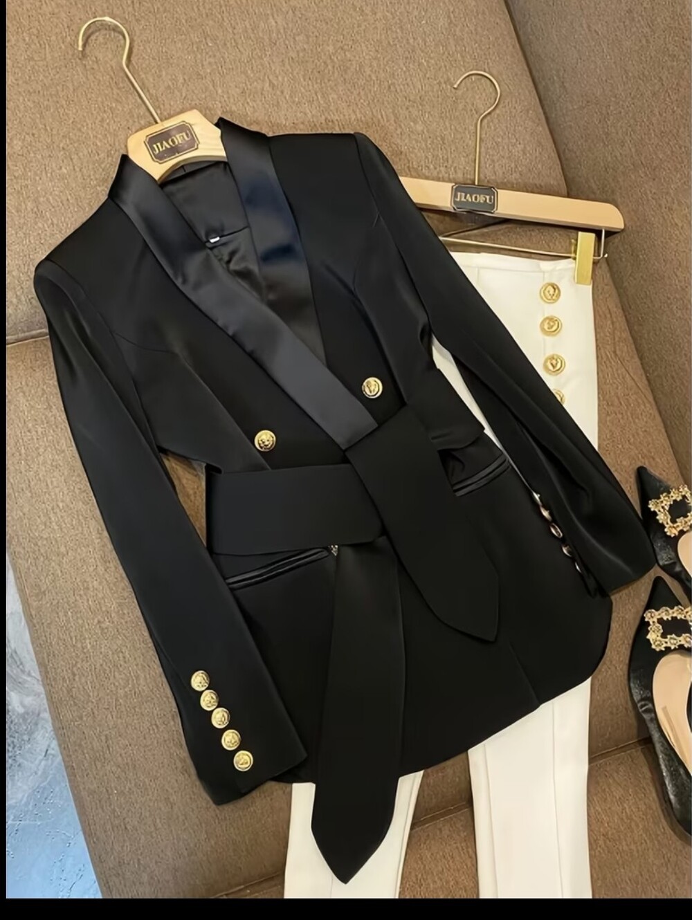 Ladies' Elegant Temperament Suit Jacket - Picture 5 of 5